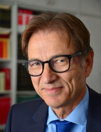 Prof. Dr. Helmut Fünfsinn